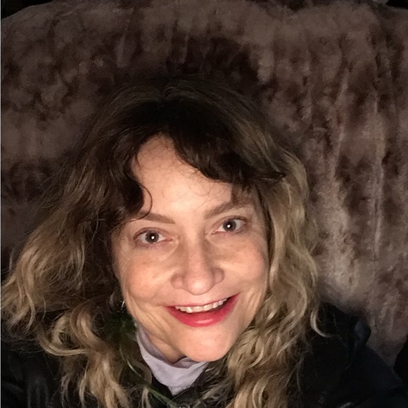 Meet your Posher, Kimberly - Picture 7 of 11